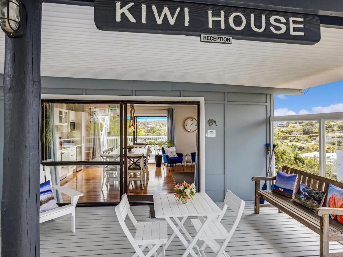Kiwi House Waiheke Hotel Oneroa Exterior photo